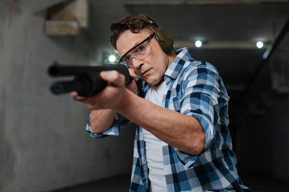 Shooting glasses and safety glasses: Yes, there is a difference